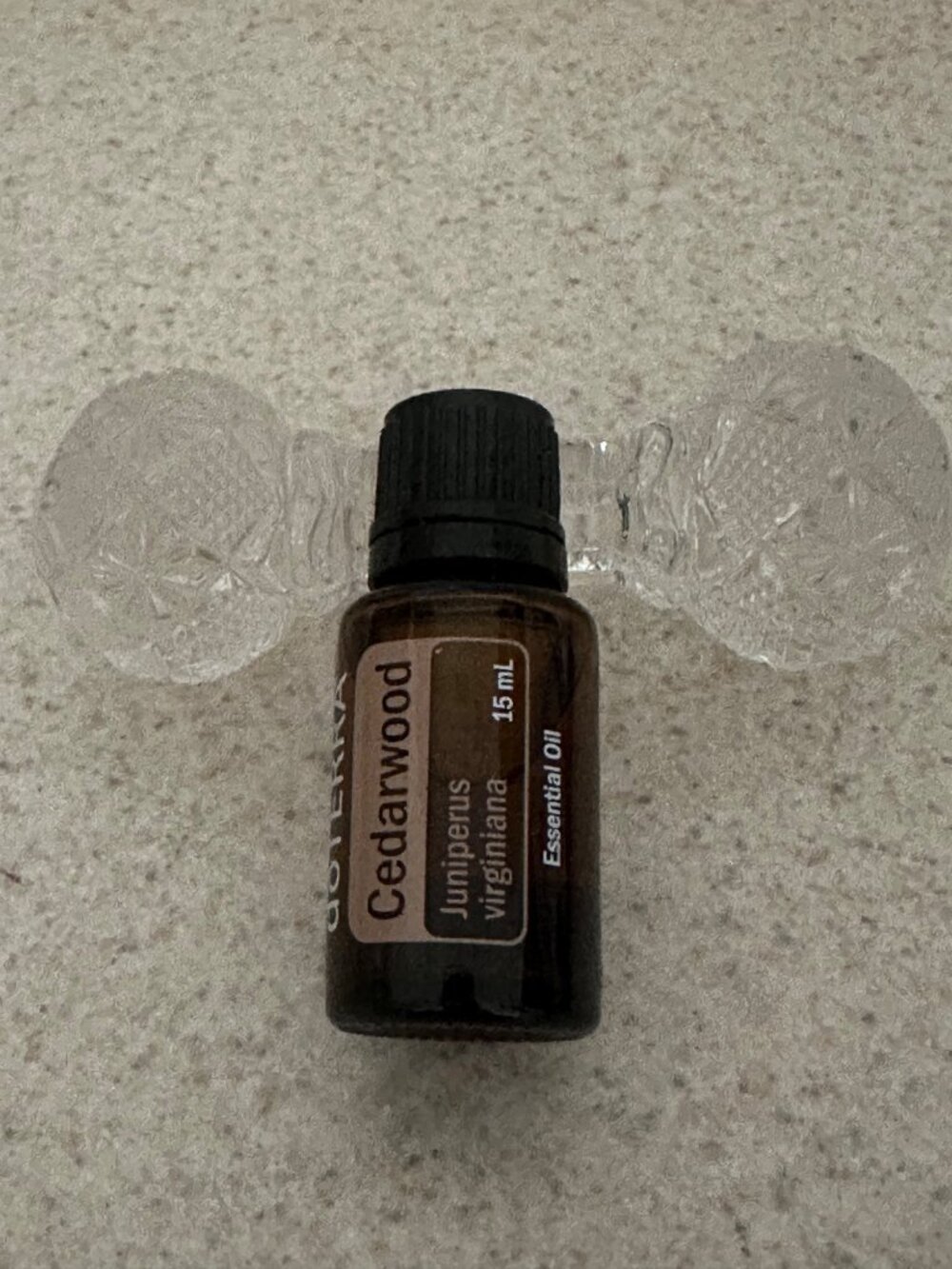 dōTERRA Cedarwood Essential Oil 15 mL – Juniperus virginiana – Expired 11-2025